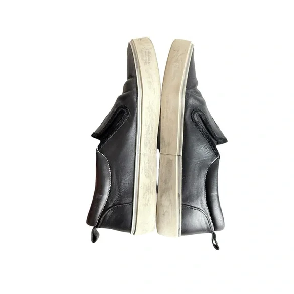 Golden Goose Hanami Black Leather Star Slip-On Sneakers Size 38 - Picture 6 of 10